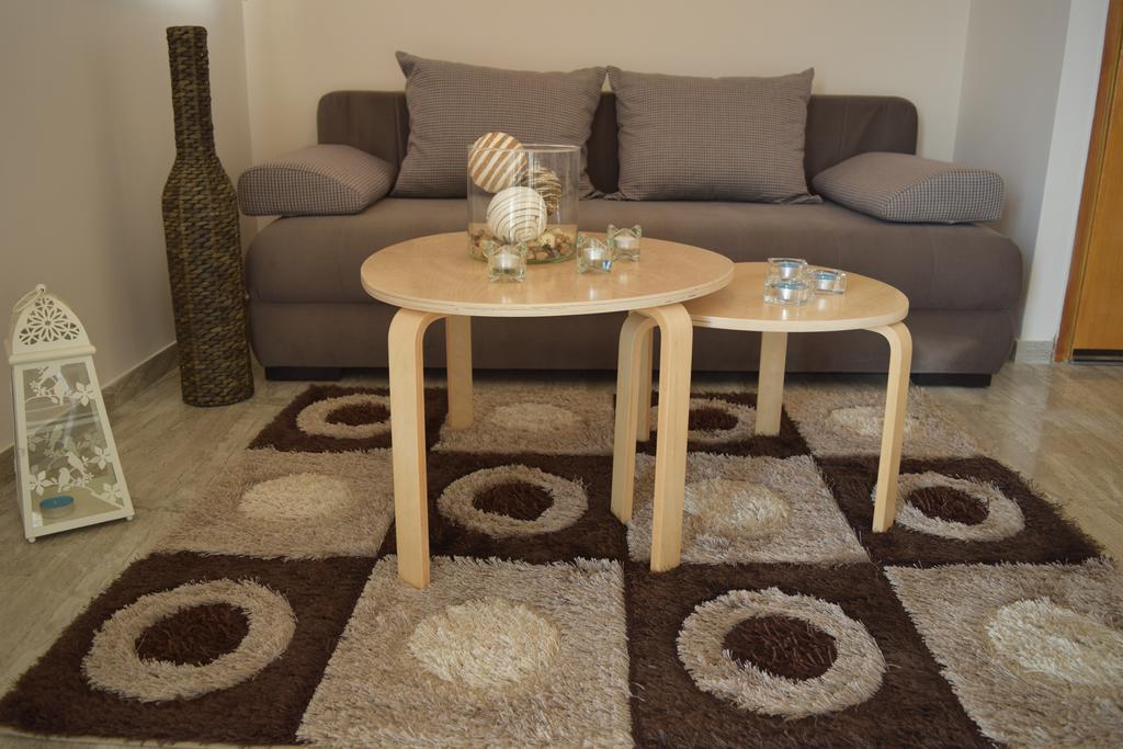 Petra Thea Apartment 칼라마타 외부 사진