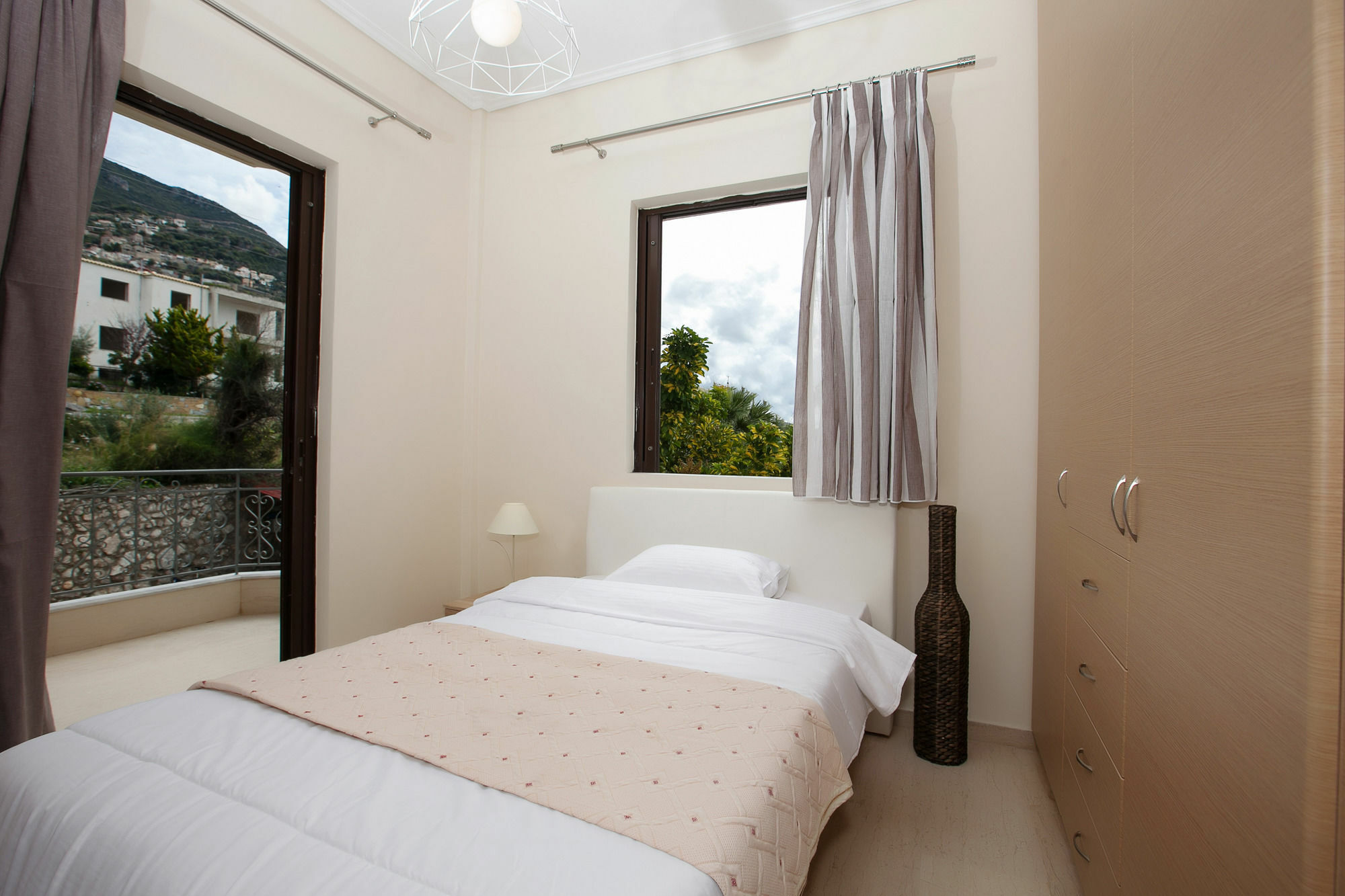 Petra Thea Apartment 칼라마타 외부 사진